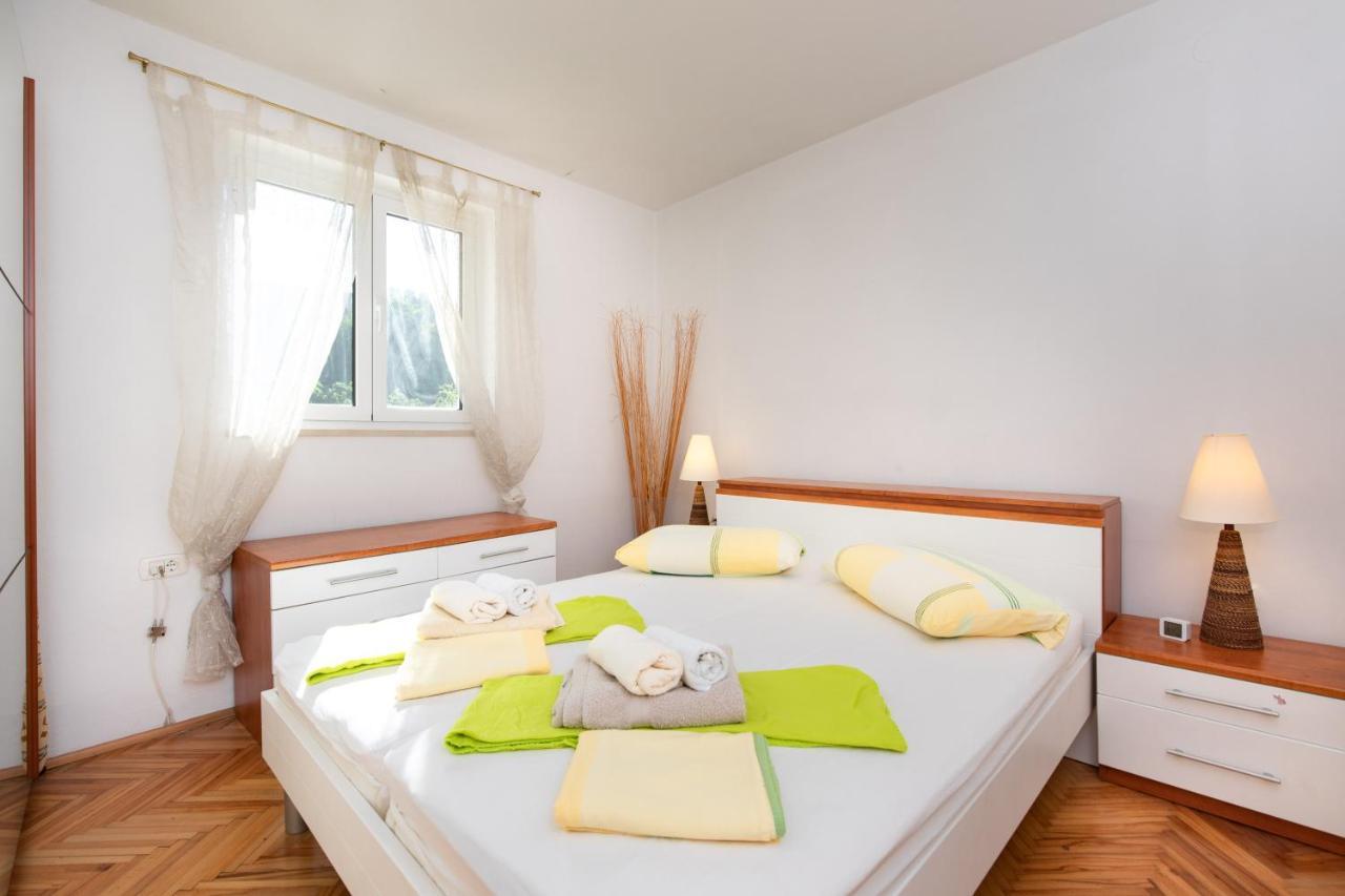 Apartment Portapisana Just 50M From The Beach Кърк Екстериор снимка